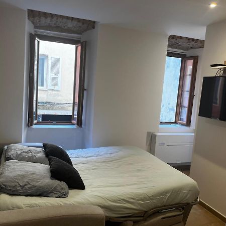 Charmant Studio Au Coeur De La Rue Fesch D'Ajaccio أجاكسيو المظهر الخارجي الصورة